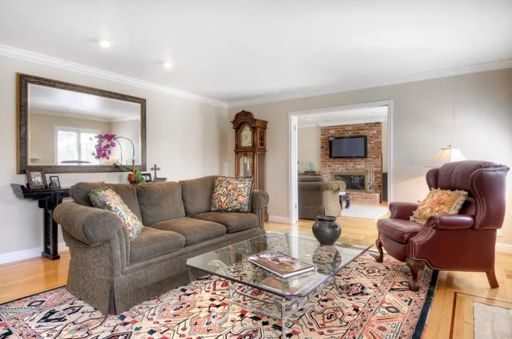 18812 Aspesi Drive, Saratoga, California 95070