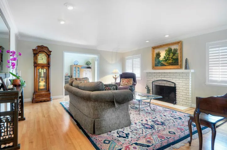 18812 Aspesi Drive, Saratoga, California 95070