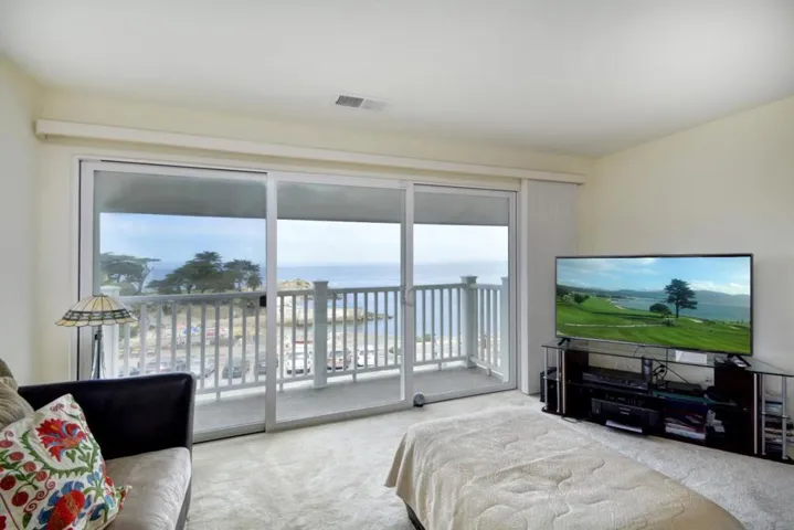 585 Ocean View Boulevard 7, Pacific Grove, California 93950
