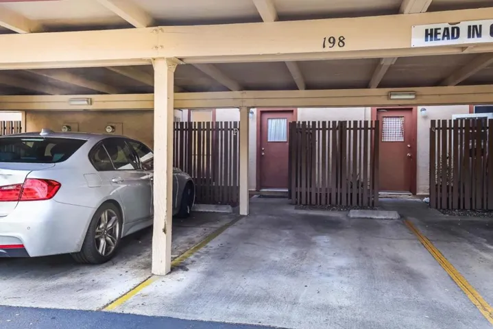 236 E Red Oak Drive P, Sunnyvale, California 94086