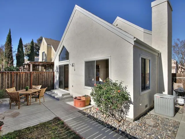 468 Glenmoor Circle, Milpitas, California 95035