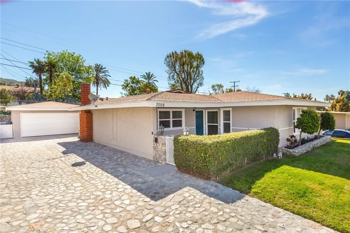 3008 Flanders Road, Riverside, California 92507