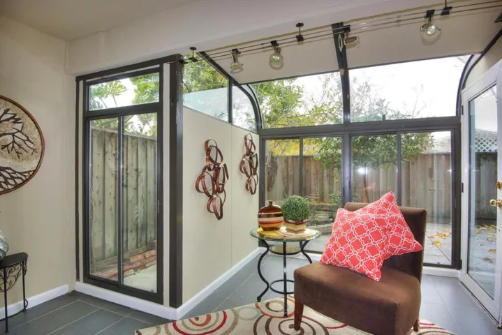 1079 Hay Court, Milpitas, California 95035