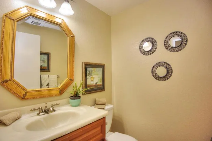 1079 Hay Court, Milpitas, California 95035