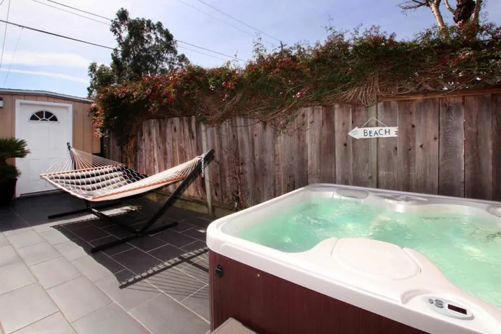 1302 Delaware Avenue, Santa Cruz, California 95060
