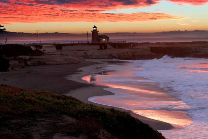 1302 Delaware Avenue, Santa Cruz, California 95060