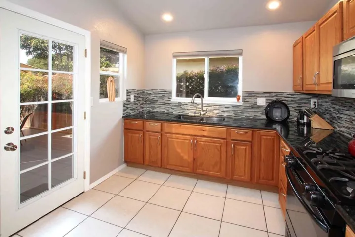 1302 Delaware Avenue, Santa Cruz, California 95060