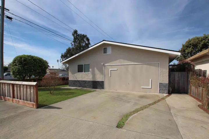 1302 Delaware Avenue, Santa Cruz, California 95060