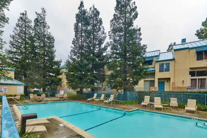 426 Galleria Drive 8, San Jose, California 95134