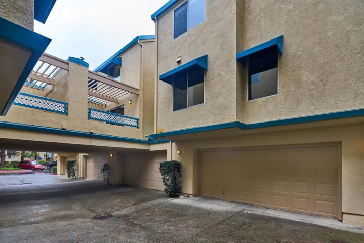 426 Galleria Drive 8, San Jose, California 95134