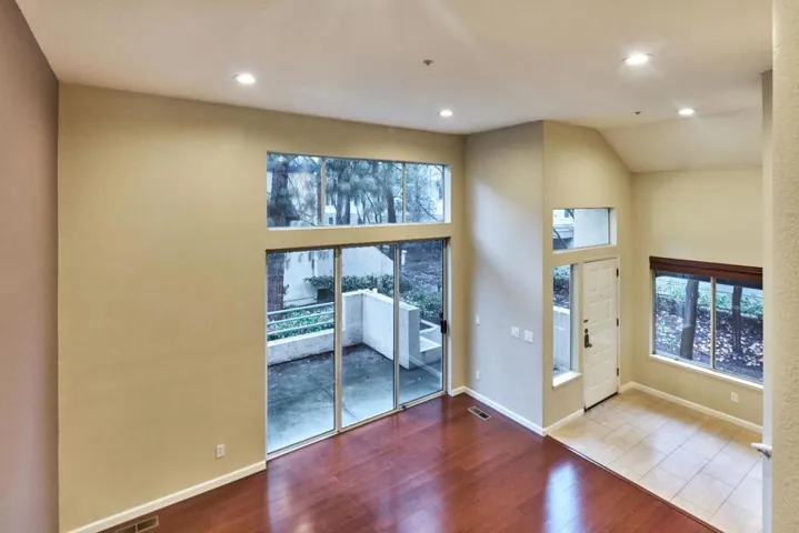 426 Galleria Drive 8, San Jose, California 95134