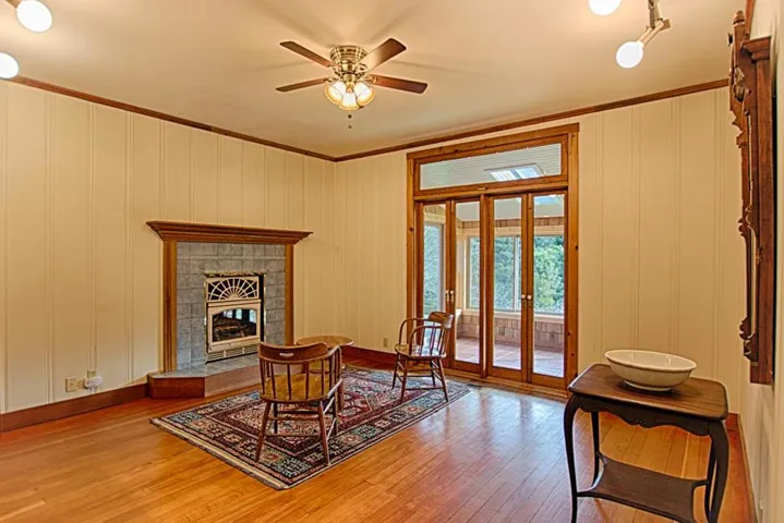 495 Larsen Road, Aptos, California 95003