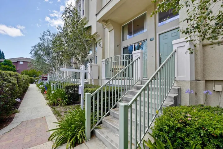 135 Frederick Court, Mountain View, California 94043