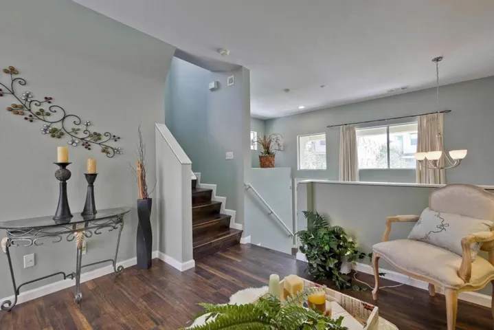 135 Frederick Court, Mountain View, California 94043