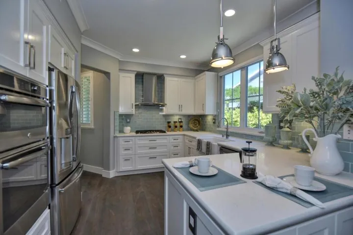 107 Naramore Lane, Los Gatos, California 95032