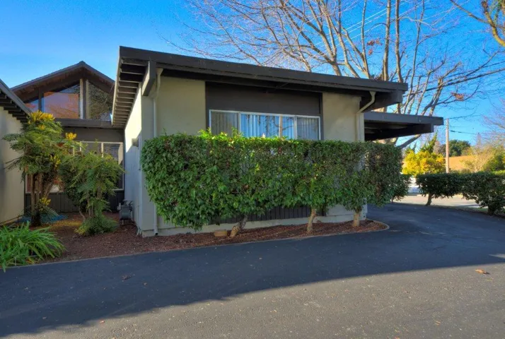 198 Ada Avenue, Mountain View, California 94043