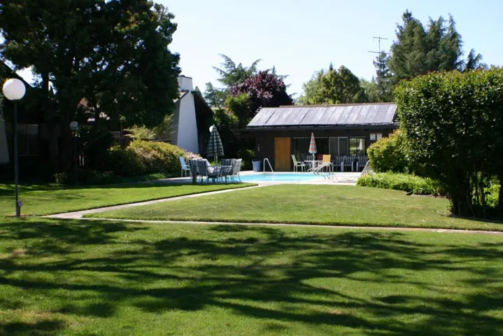 198 Ada Avenue, Mountain View, California 94043