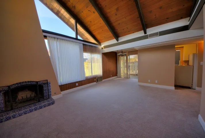 198 Ada Avenue, Mountain View, California 94043