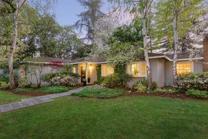 90 Crescent Drive, Palo Alto, California 94301