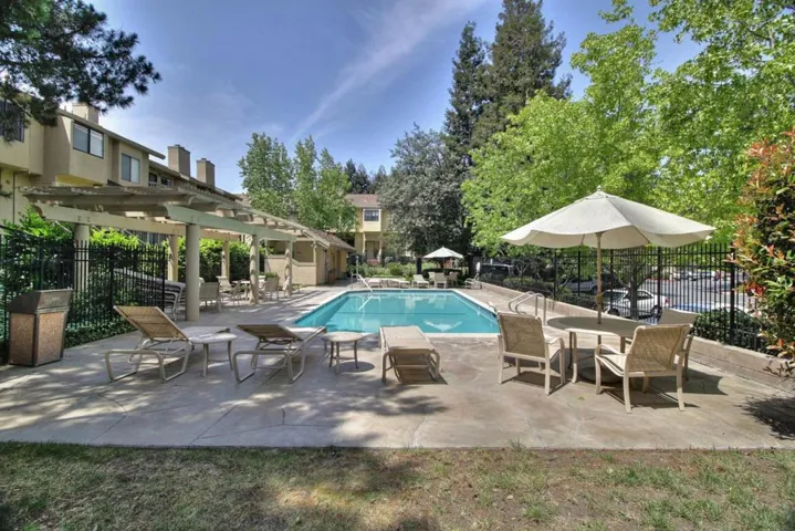 1908 Magdalena Circle 59, Santa Clara, California 95051