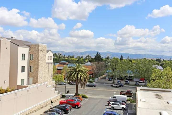 912 Campisi Way 414, Campbell, California 95008