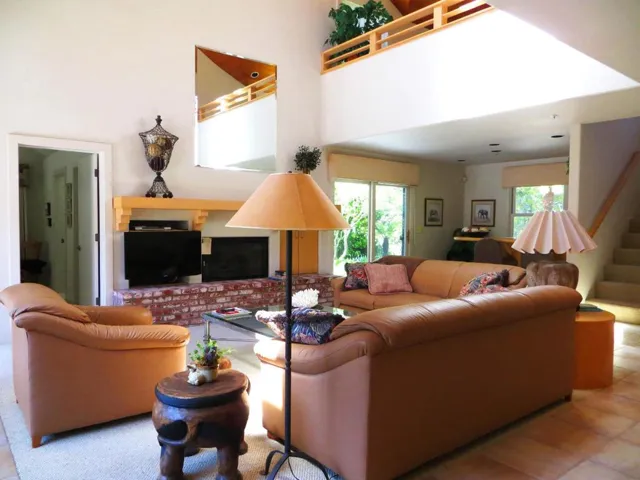 890 Pinetree Lane, Aptos, California 95003