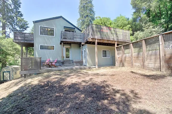 857 Burns Avenue, Aptos, California 95003