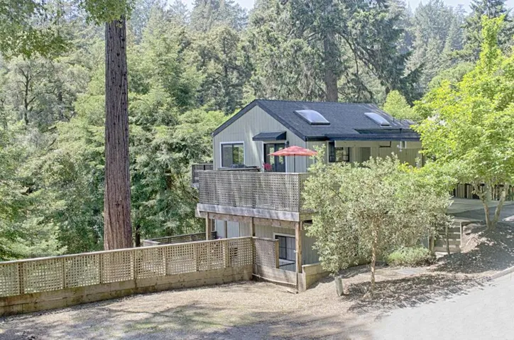857 Burns Avenue, Aptos, California 95003