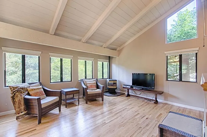 857 Burns Avenue, Aptos, California 95003