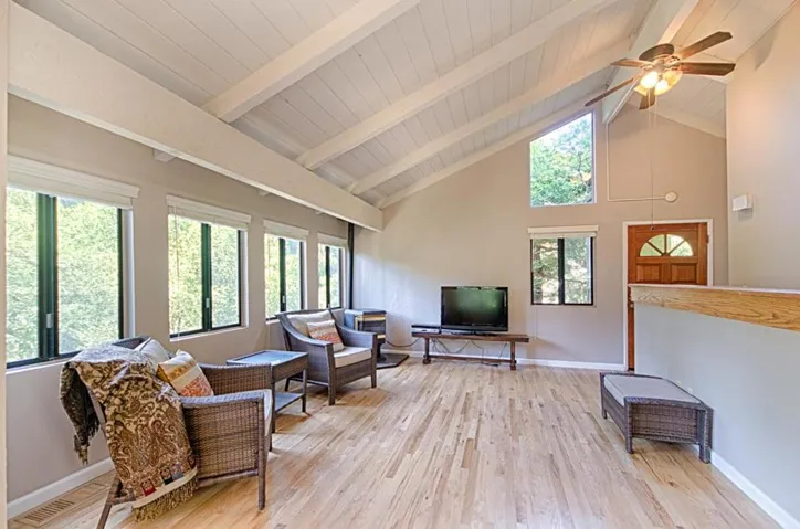 857 Burns Avenue, Aptos, California 95003