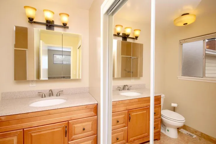 61 Shady Oaks Drive, Watsonville, California 95076