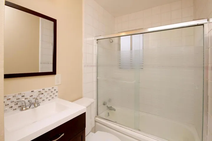61 Shady Oaks Drive, Watsonville, California 95076