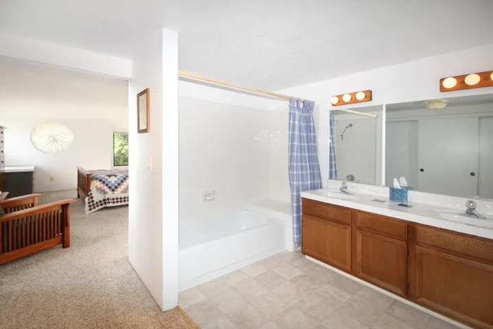 8 Seacliff Drive, Aptos, California 95003