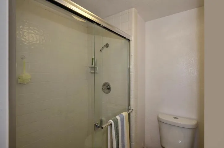 8 Seacliff Drive, Aptos, California 95003