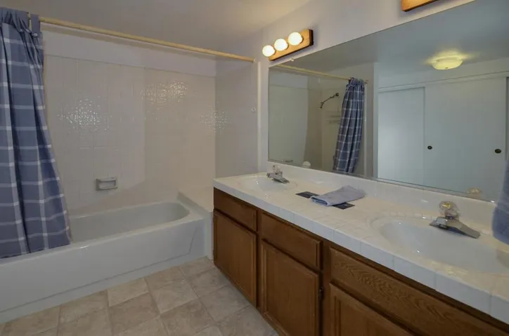 8 Seacliff Drive, Aptos, California 95003