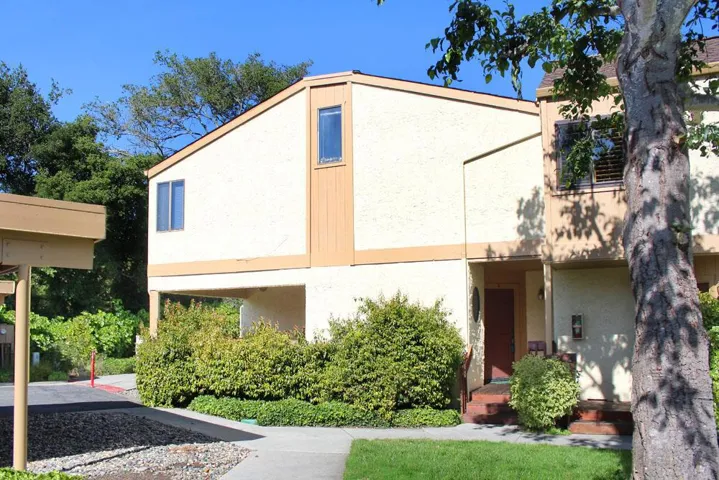 8 Seacliff Drive, Aptos, California 95003