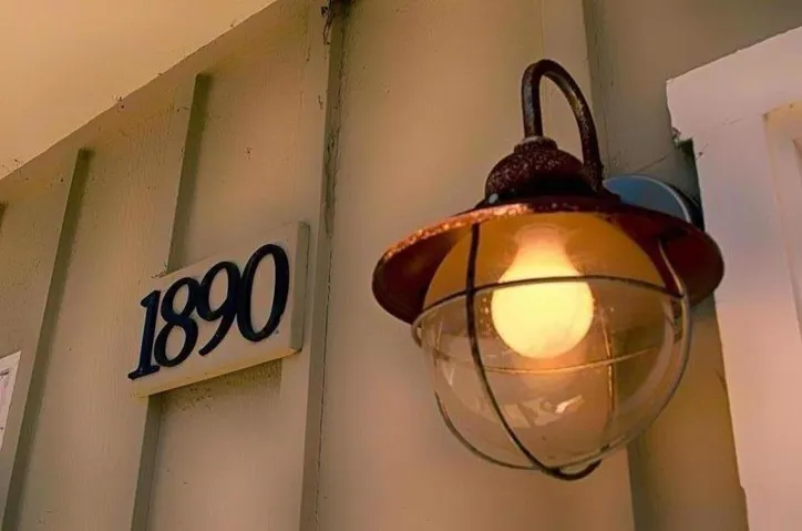1890 Wharf Road, Capitola, California 95010