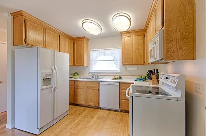 1890 Wharf Road, Capitola, California 95010