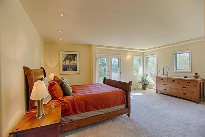 2222 Ocean Street, Santa Cruz, California 95060