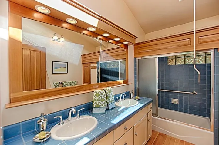 2222 Ocean Street, Santa Cruz, California 95060