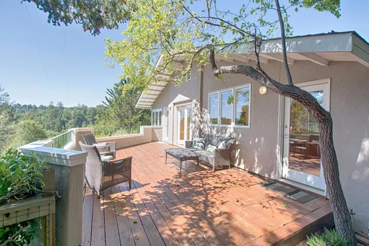 2222 Ocean Street, Santa Cruz, California 95060