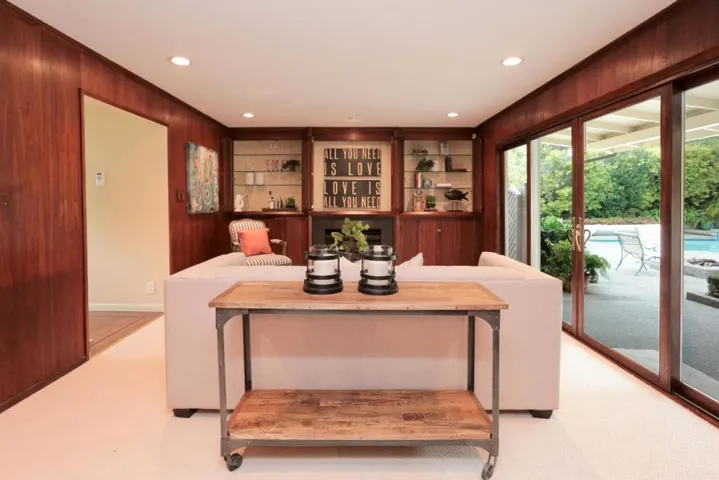 940 Continental Drive, Menlo Park, California 94025