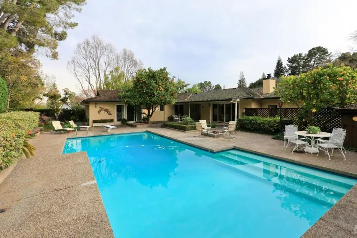 940 Continental Drive, Menlo Park, California 94025