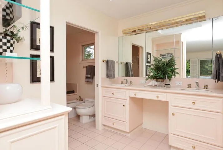 940 Continental Drive, Menlo Park, California 94025