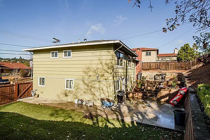 1723 El Verano Way, Belmont, California 94002