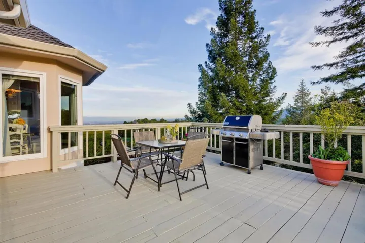 22338 Regnart Road, Cupertino, California 95014