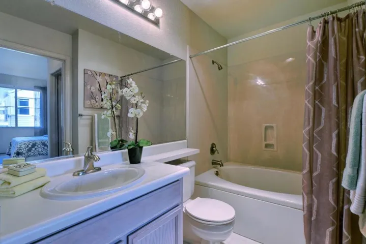 929 E El Camino Real 223f, Sunnyvale, California 94087
