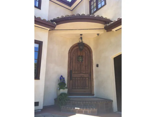 1201 University, Menlo Park, California 94025