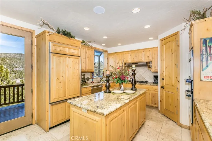 472 Windsong Place, Big Bear, California 92315