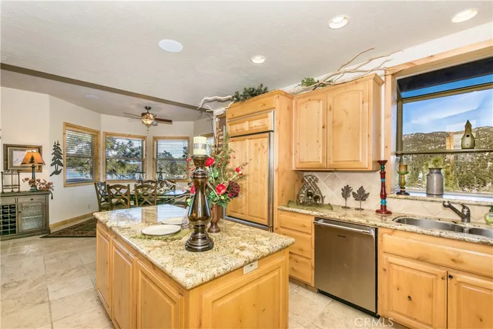 472 Windsong Place, Big Bear, California 92315